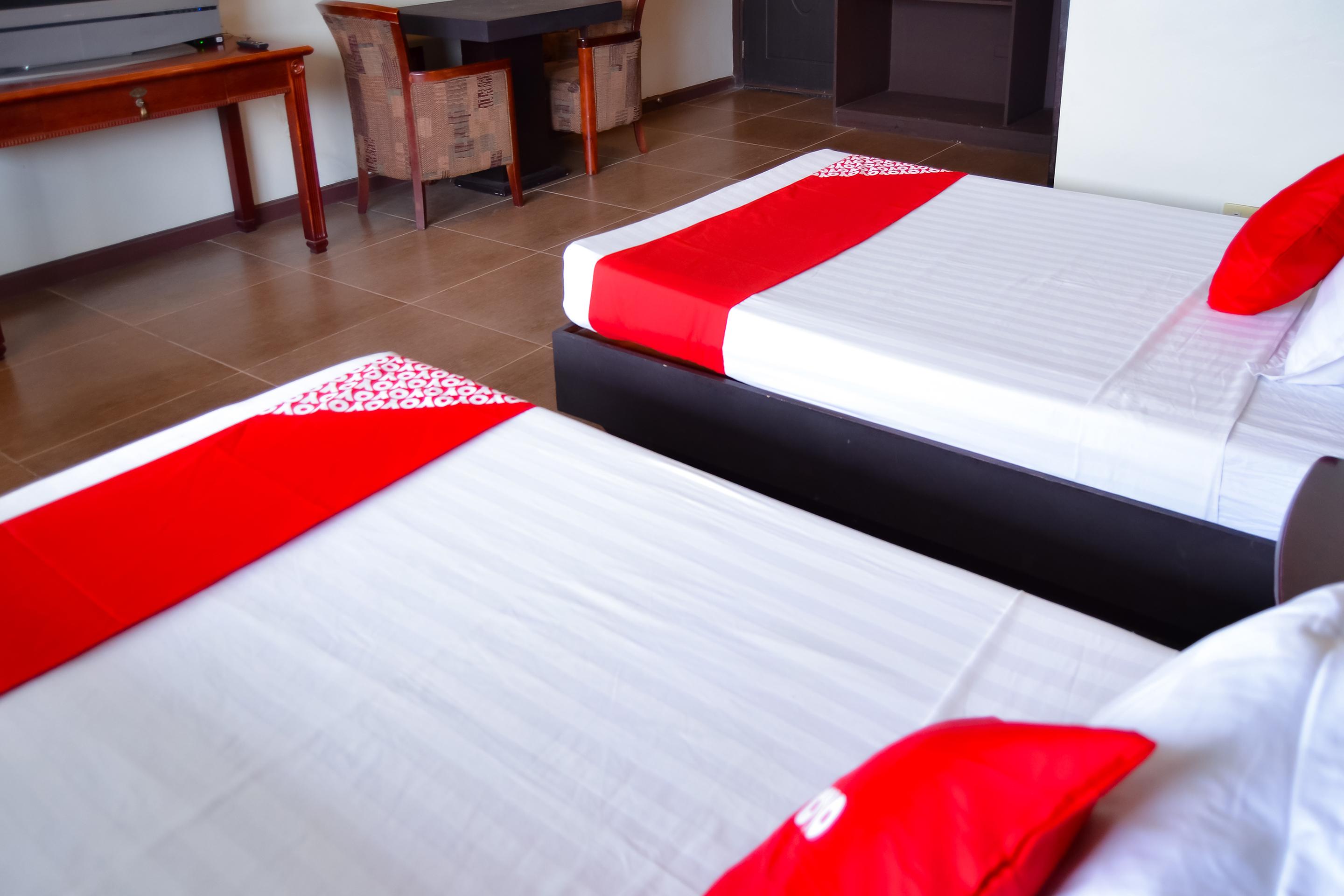Super Oyo 791 Bell Mansion Hotel Quezon City Bagian luar foto