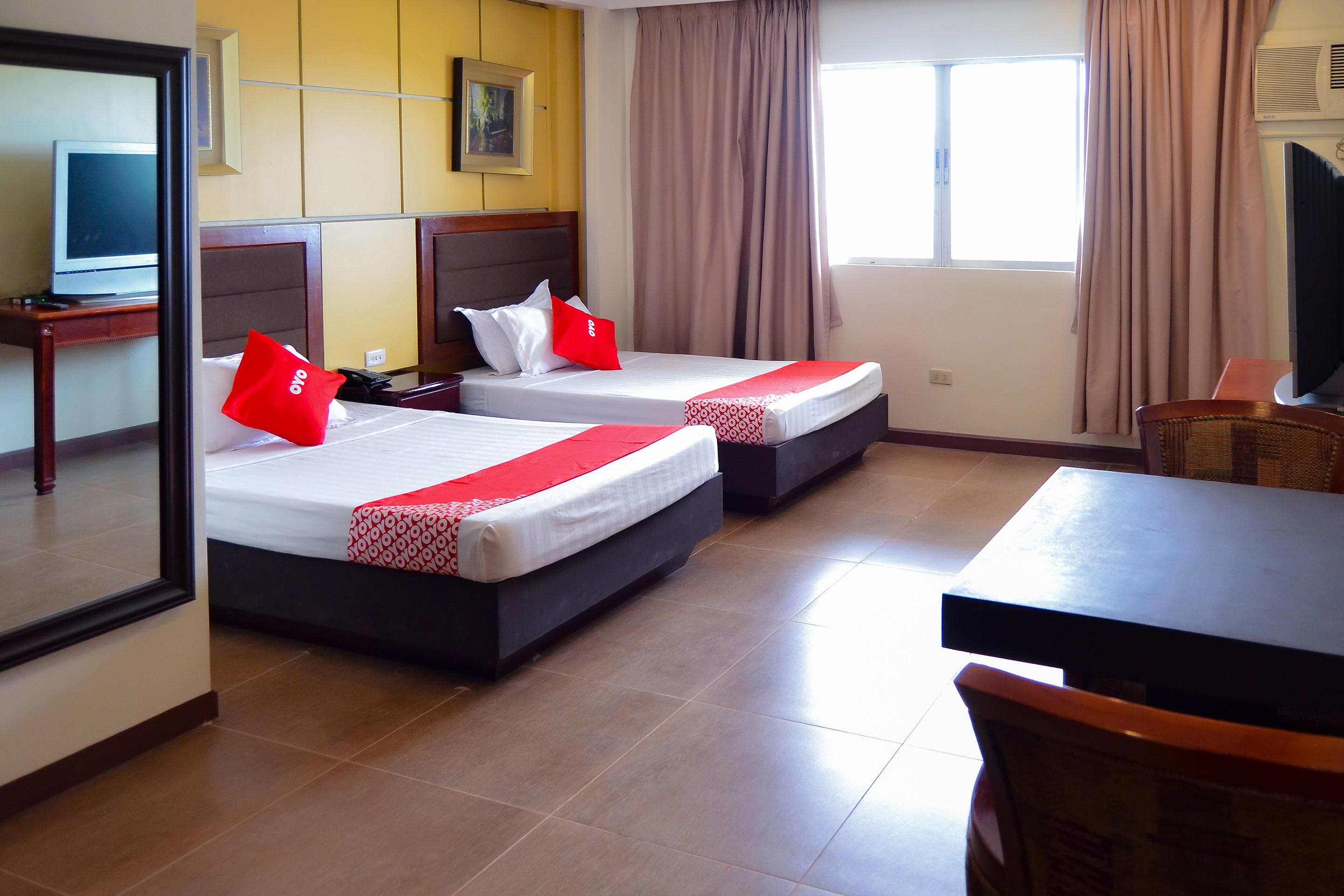 Super Oyo 791 Bell Mansion Hotel Quezon City Bagian luar foto