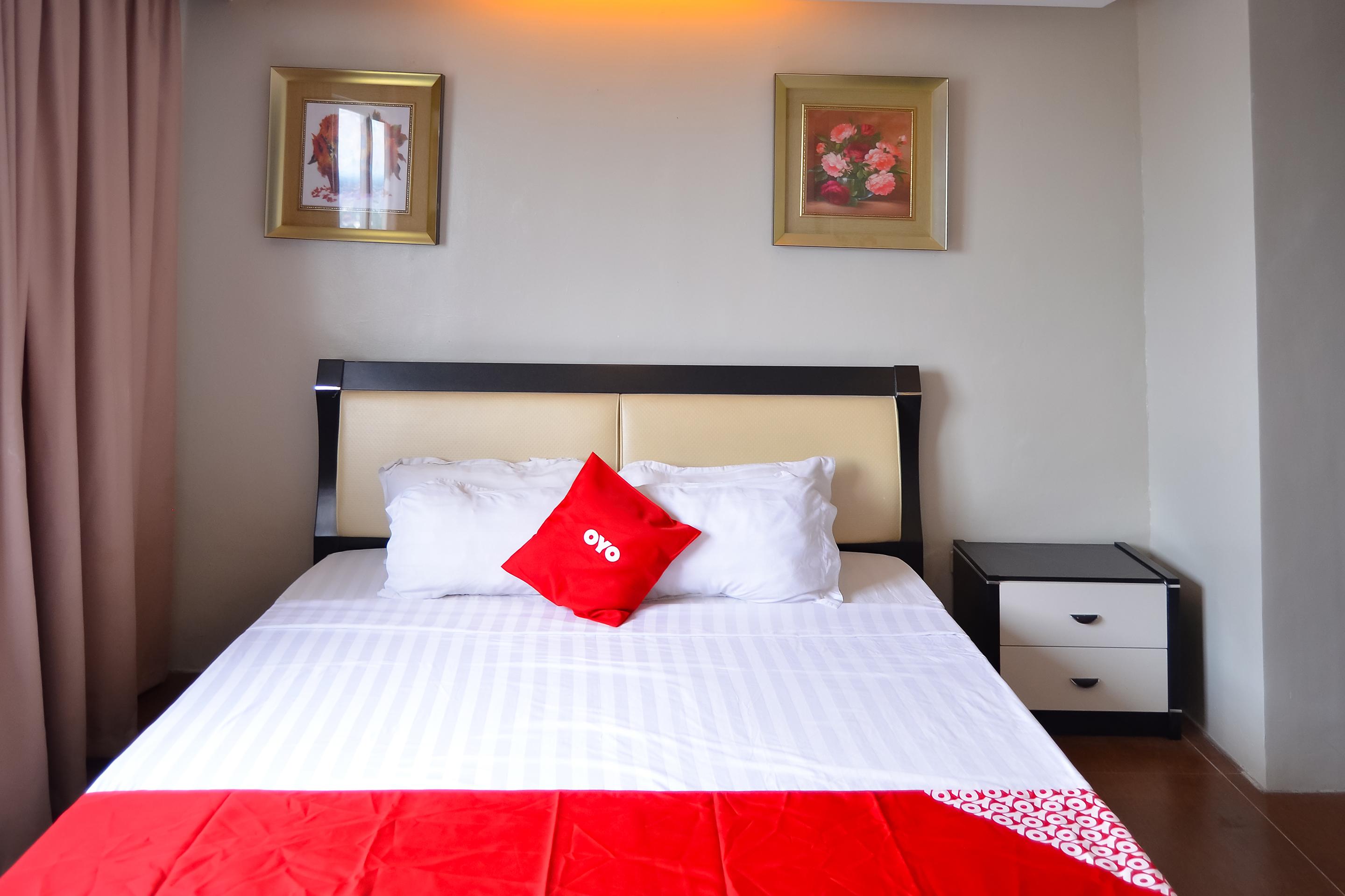 Super Oyo 791 Bell Mansion Hotel Quezon City Bagian luar foto