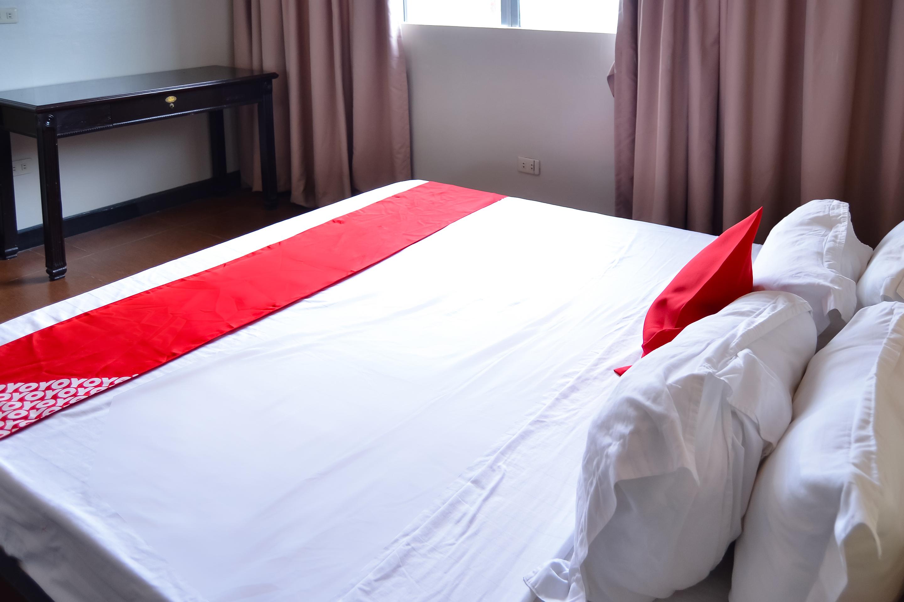 Super Oyo 791 Bell Mansion Hotel Quezon City Bagian luar foto