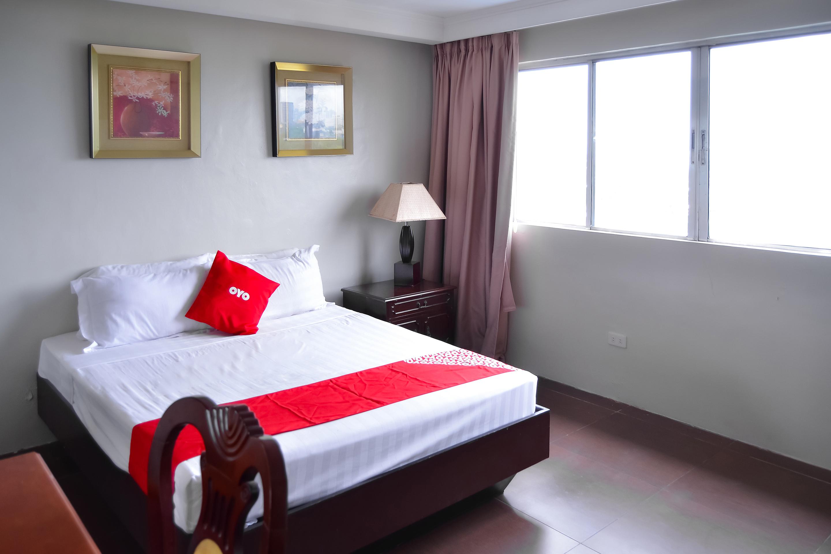 Super Oyo 791 Bell Mansion Hotel Quezon City Bagian luar foto