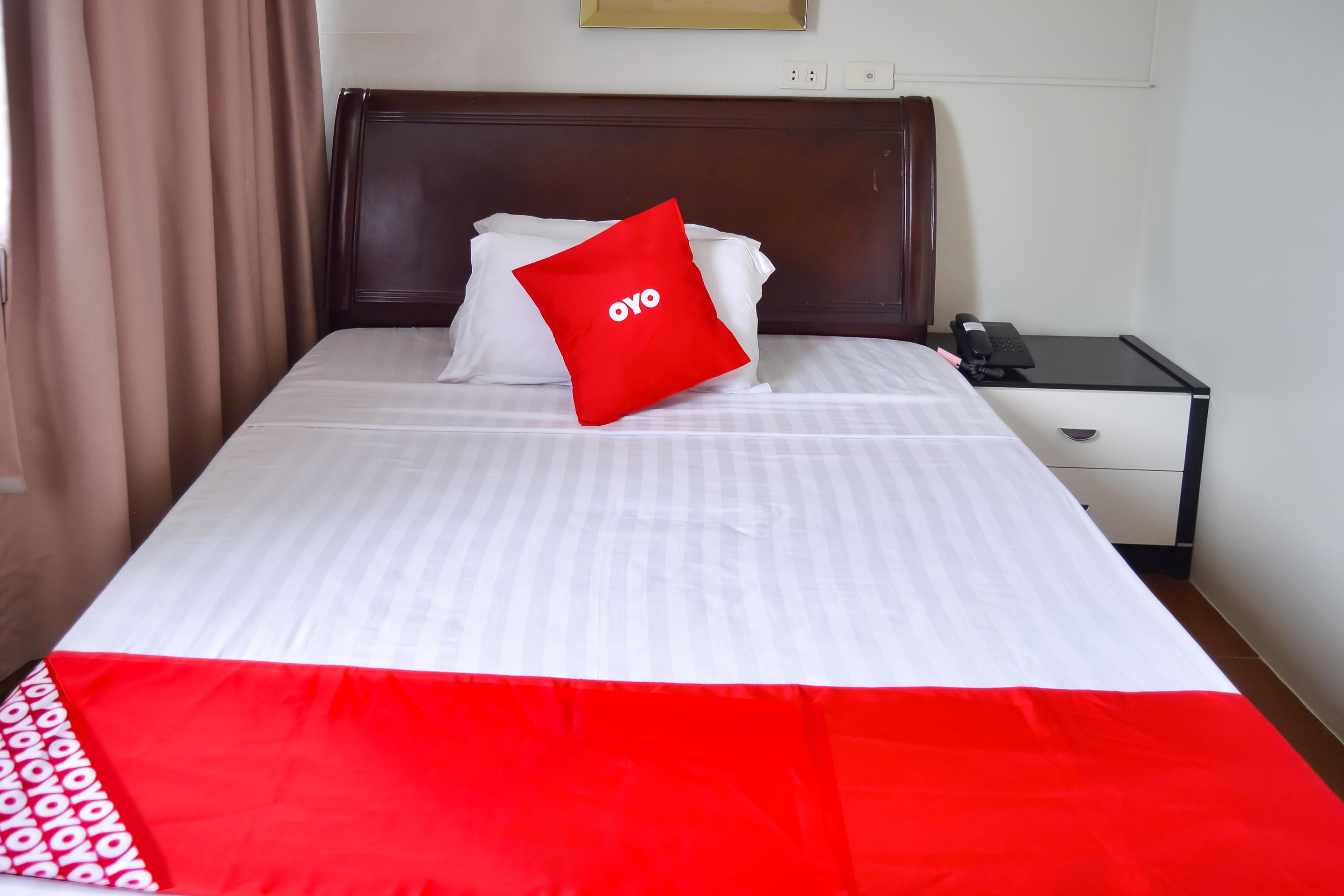 Super Oyo 791 Bell Mansion Hotel Quezon City Bagian luar foto