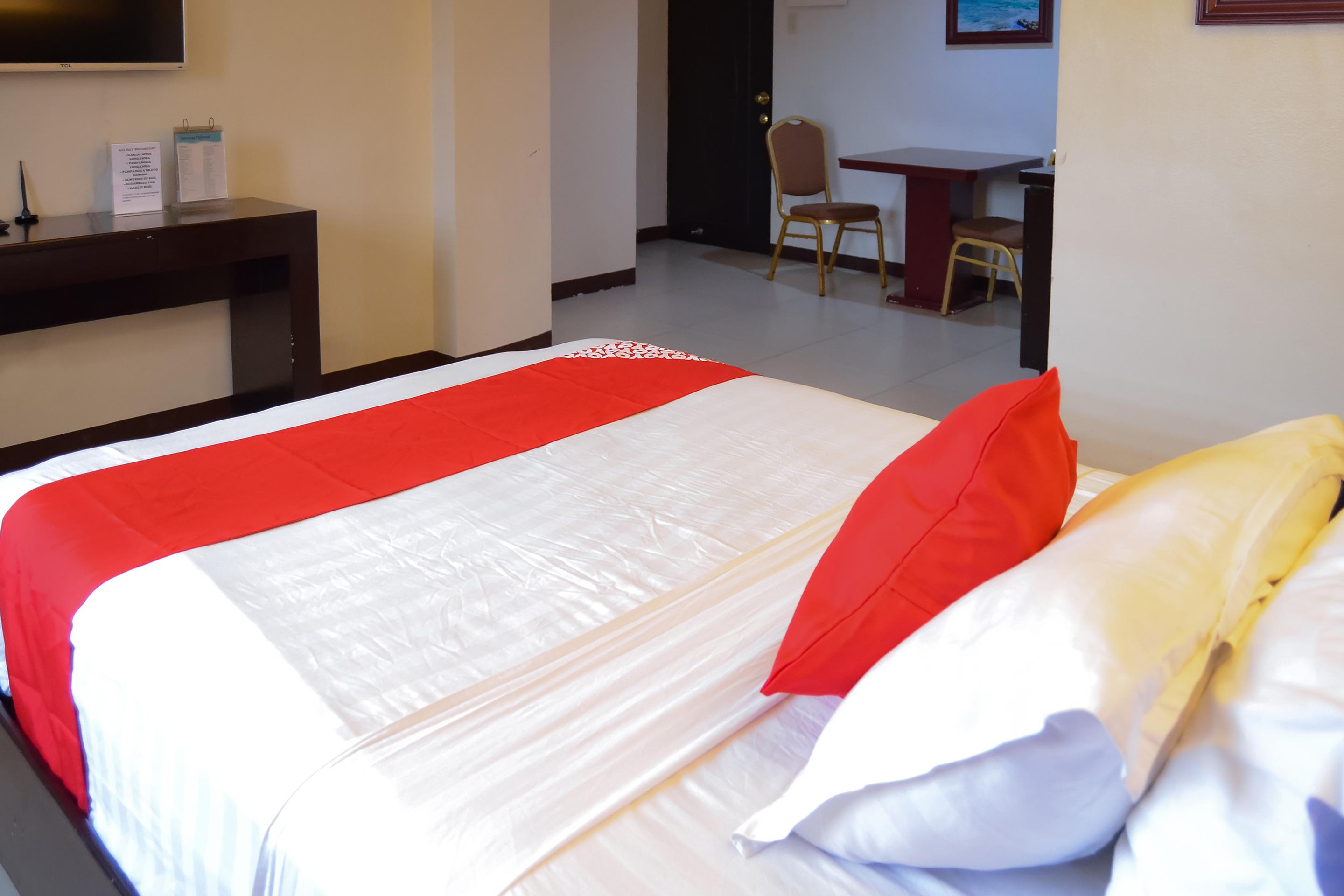 Super Oyo 791 Bell Mansion Hotel Quezon City Bagian luar foto