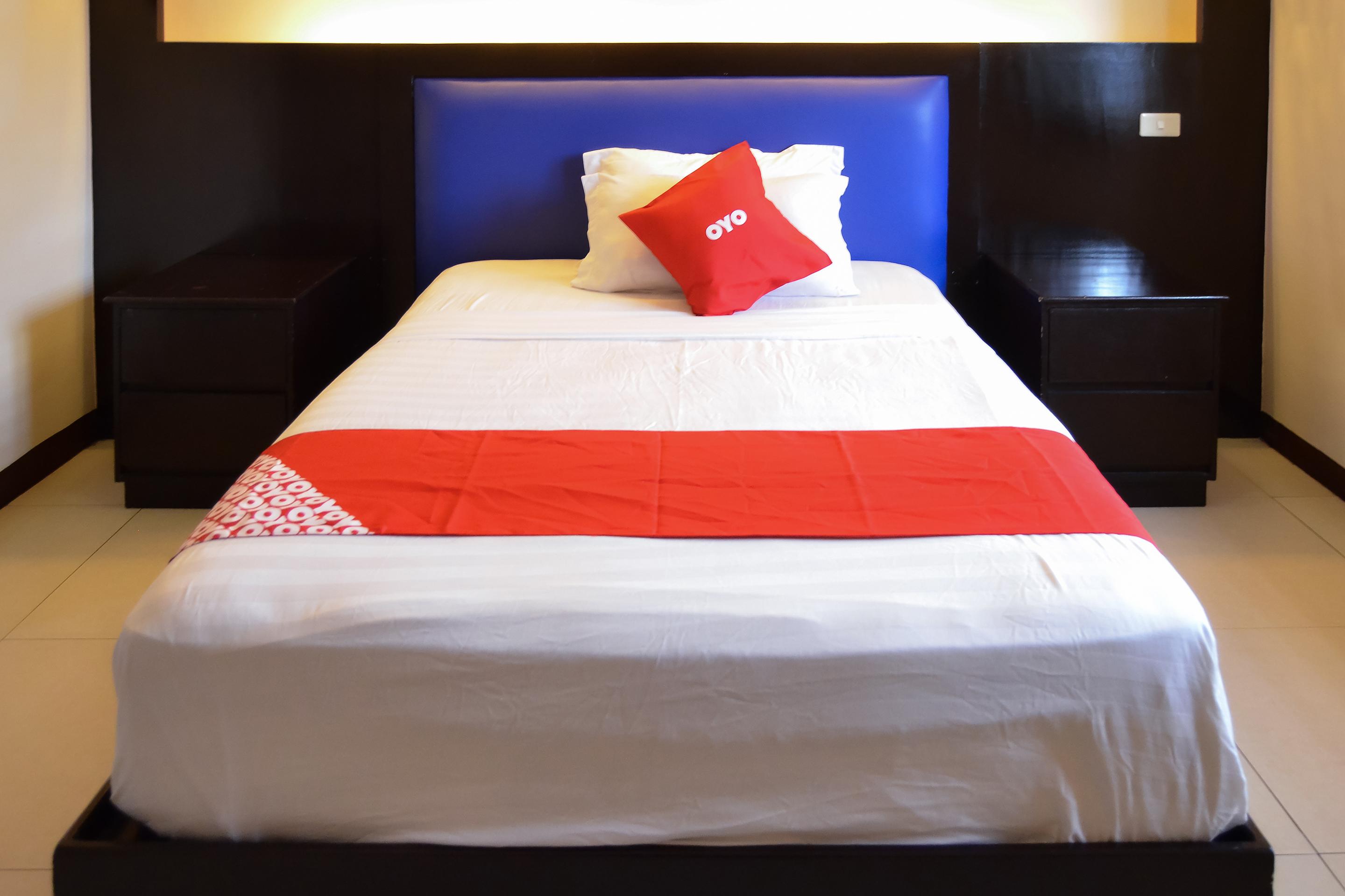 Super Oyo 791 Bell Mansion Hotel Quezon City Bagian luar foto