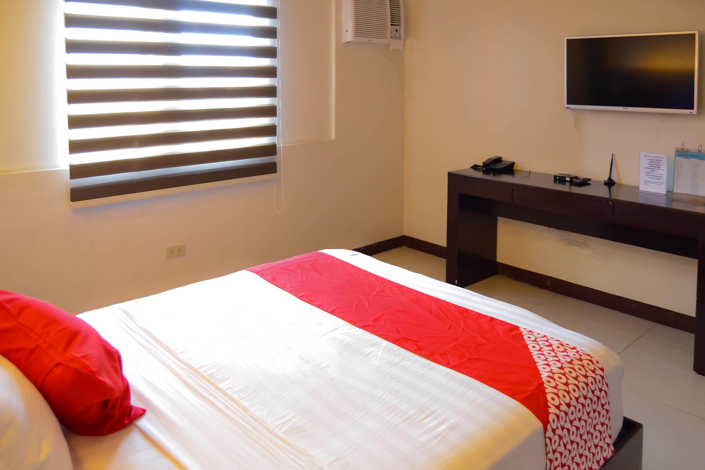 Super Oyo 791 Bell Mansion Hotel Quezon City Bagian luar foto