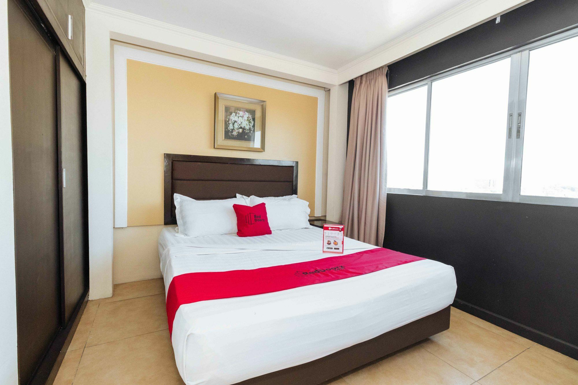 Super Oyo 791 Bell Mansion Hotel Quezon City Bagian luar foto