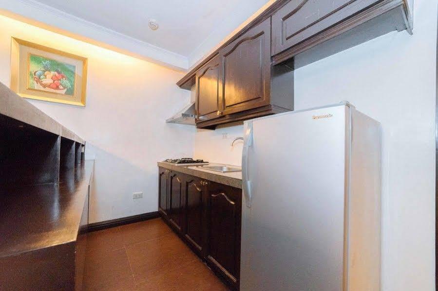 Super Oyo 791 Bell Mansion Hotel Quezon City Bagian luar foto